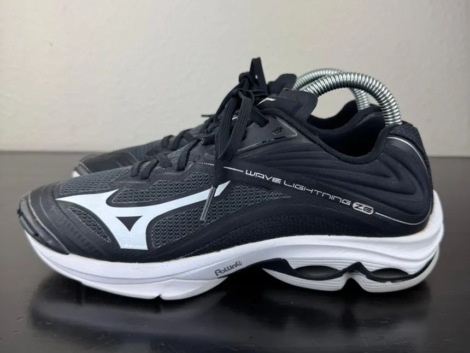 Mizuno Wave Lightning volleyball shoes