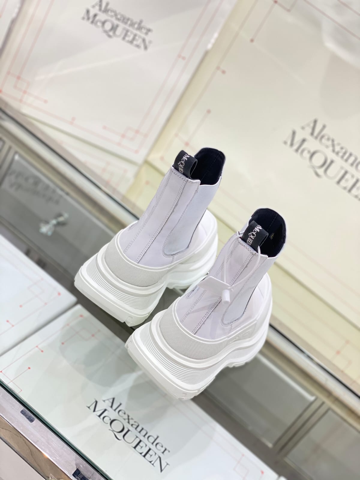 Alexander McQueen Luxury Shoes - Image 3